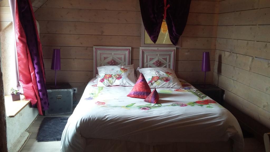 Aux Greniers A Reves Bed and Breakfast Plestan Eksteriør billede