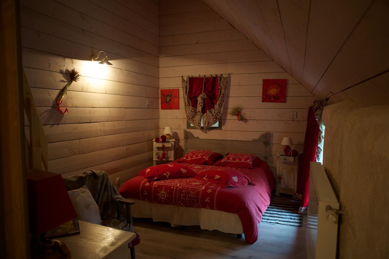 Aux Greniers A Reves Bed and Breakfast Plestan Eksteriør billede